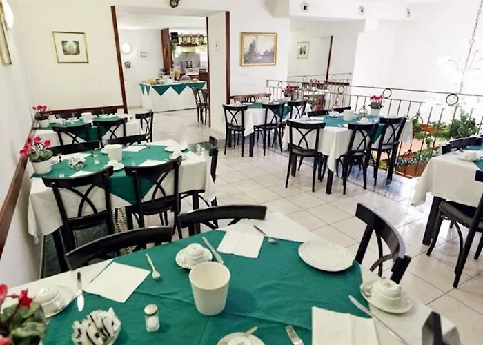 Готель типу "ліжко та сніданок" Hotel-pension Bleckmann Відень